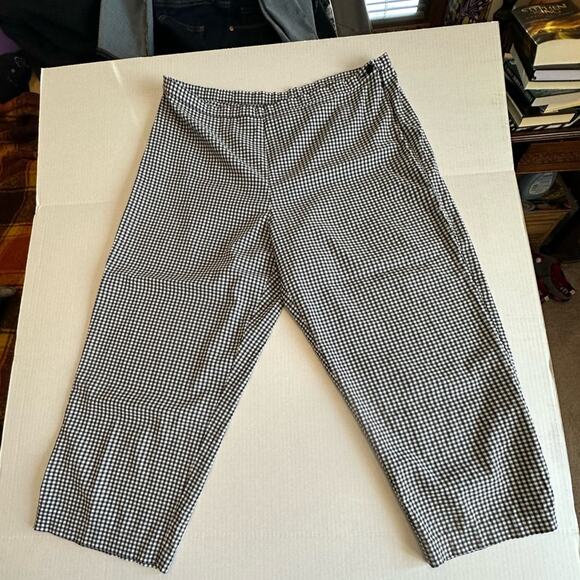 Chicos size 3/large checkered gingham capri pants black and white - Picture 1 of 7